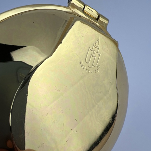 PARTYLITE Compact Travel Gold Clam Shell Votive Tealight Candle Holder - Picture 6 of 9